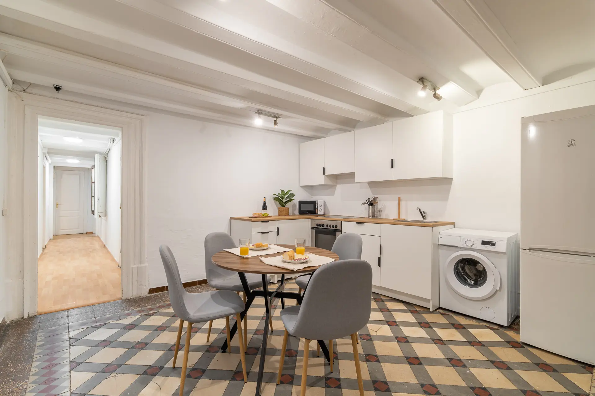 Kitchen 1