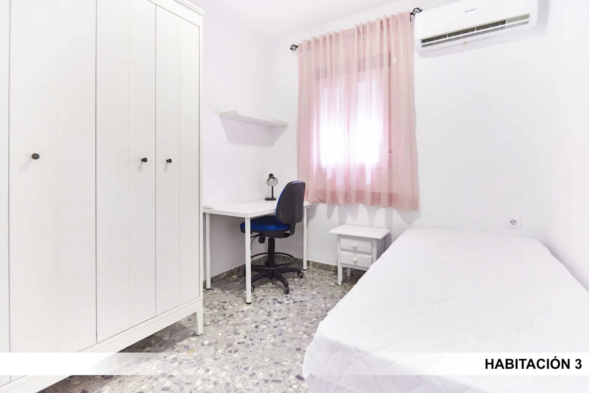 Room in Seville